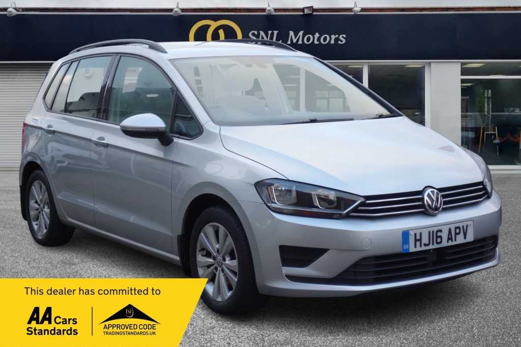 2016 Volkswagen GOLF SV