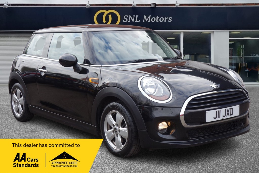 2016 MINI HATCH