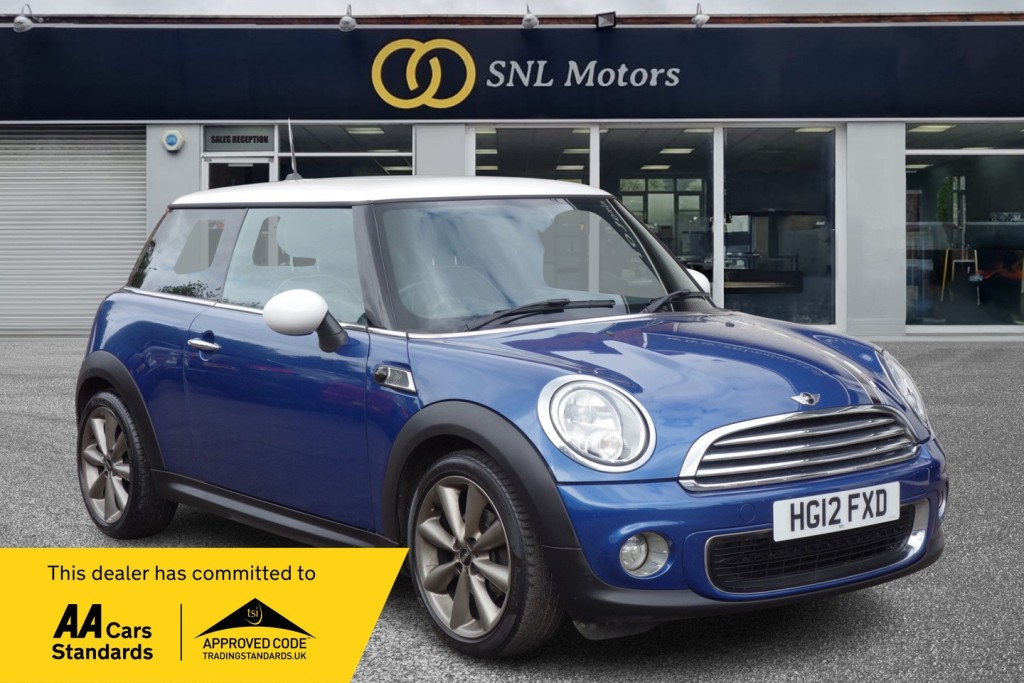 2012 MINI HATCH